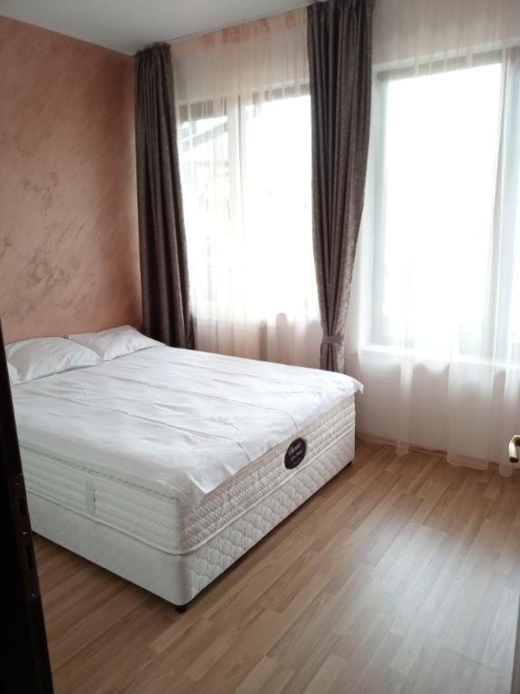 Апартамент Лукс В Спа Хотел Свети Спас Velingrad Exterior foto